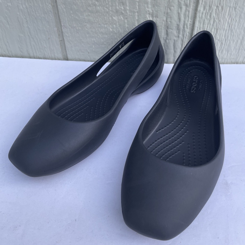 Crocs Serena Flat Shoes womens 8 Black Cut Out Ballet Comfy Garden Lightweight